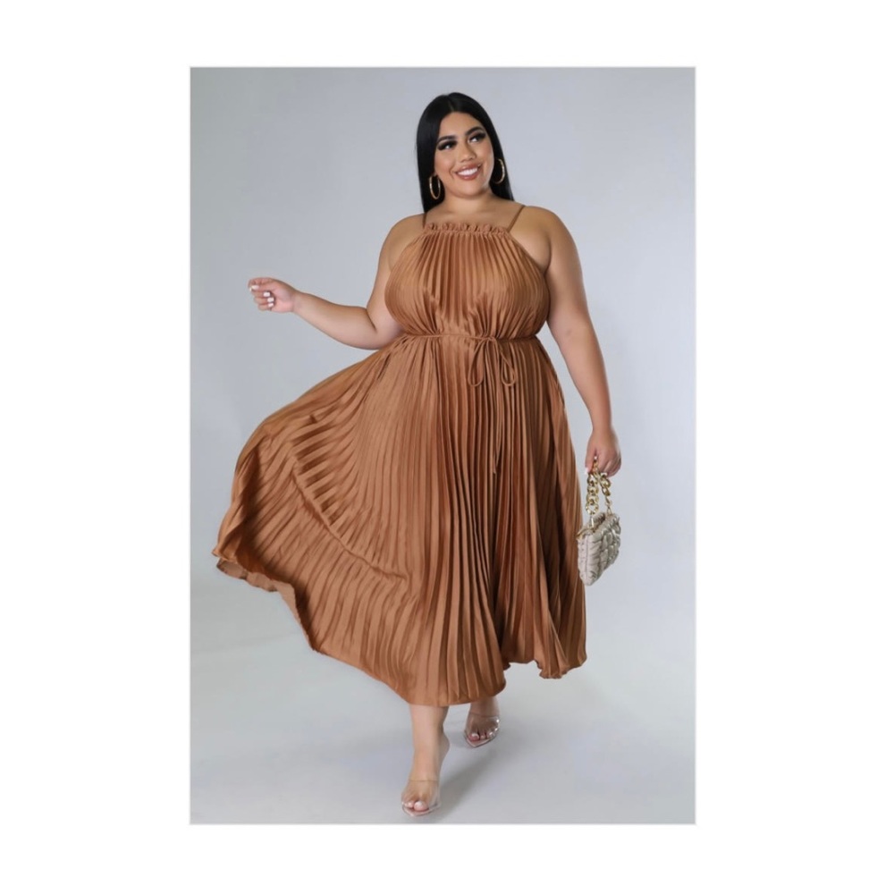 QUEEN OF BRONZE DRESS PLUS SIZE